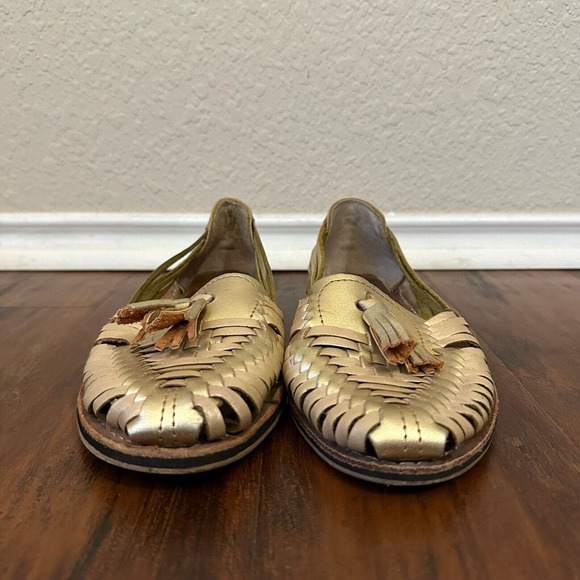 CACAHI'S CACLE'S Girls Gold Leather Tasseled Huaraches Sandals MEXICO MADE - Picture 5 of 11